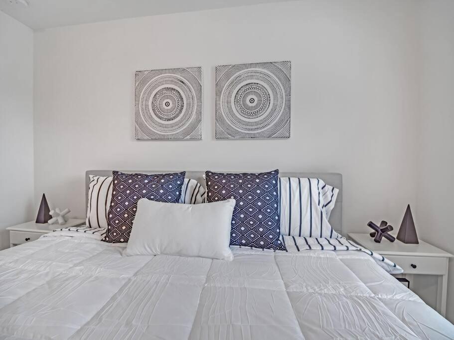 Gorgeous New Townhome/Charlotte! Eksteriør bilde